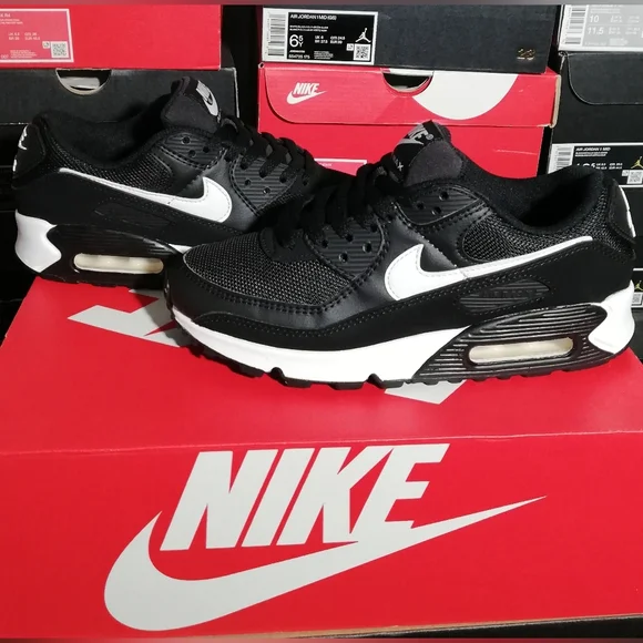 NIKE AIR MAX 90S ESSENTIAL WOMEN US SIZE 7 SUPER MINT COND "USED ITEM NO - Picture 3 of 10